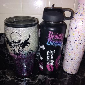 Beautiful disaster water Cottle skull glitter cup and water bottle 24 hour cold